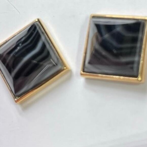 Henri Bendel‎ Gold Plated Black Onyx Pyramid Studs Earrings - Picture 14 of 15